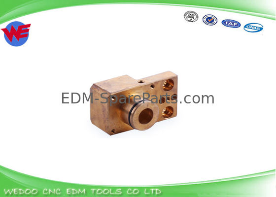 Держатель нижнего направляющего пуансона M453 X176C610H01 Запчасти для электроэрозионных станков Mitsubishi 69*40*43T