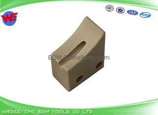 Fanuc A290-8119-X628 WIRE GUIDE BASE Керамическая 14*18*8 крышка F для Alpha-1iE