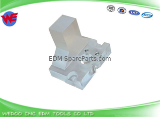 A290-8119-Z783 Fanuc EDM Акрильная цилиндровая основа цилиндровая основа 42*43*29.6MM