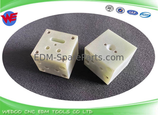 A290-8101-X509 Верхняя изоляционная плита Fanuc EDM Части A-C серии 40*40*34 GUIDE BASE