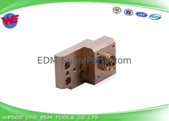 X182B995H02 X182B684H01 M607 Нижний держатель направляющей матрицы Mitsubishi