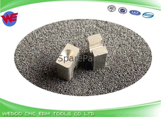 A290-8120-Z782 ELECTROD HOLDER Фанук ЭДМ Запчасти 10*10*6 мм